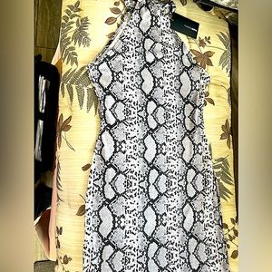 Women’s Sleeveless Dress 👗